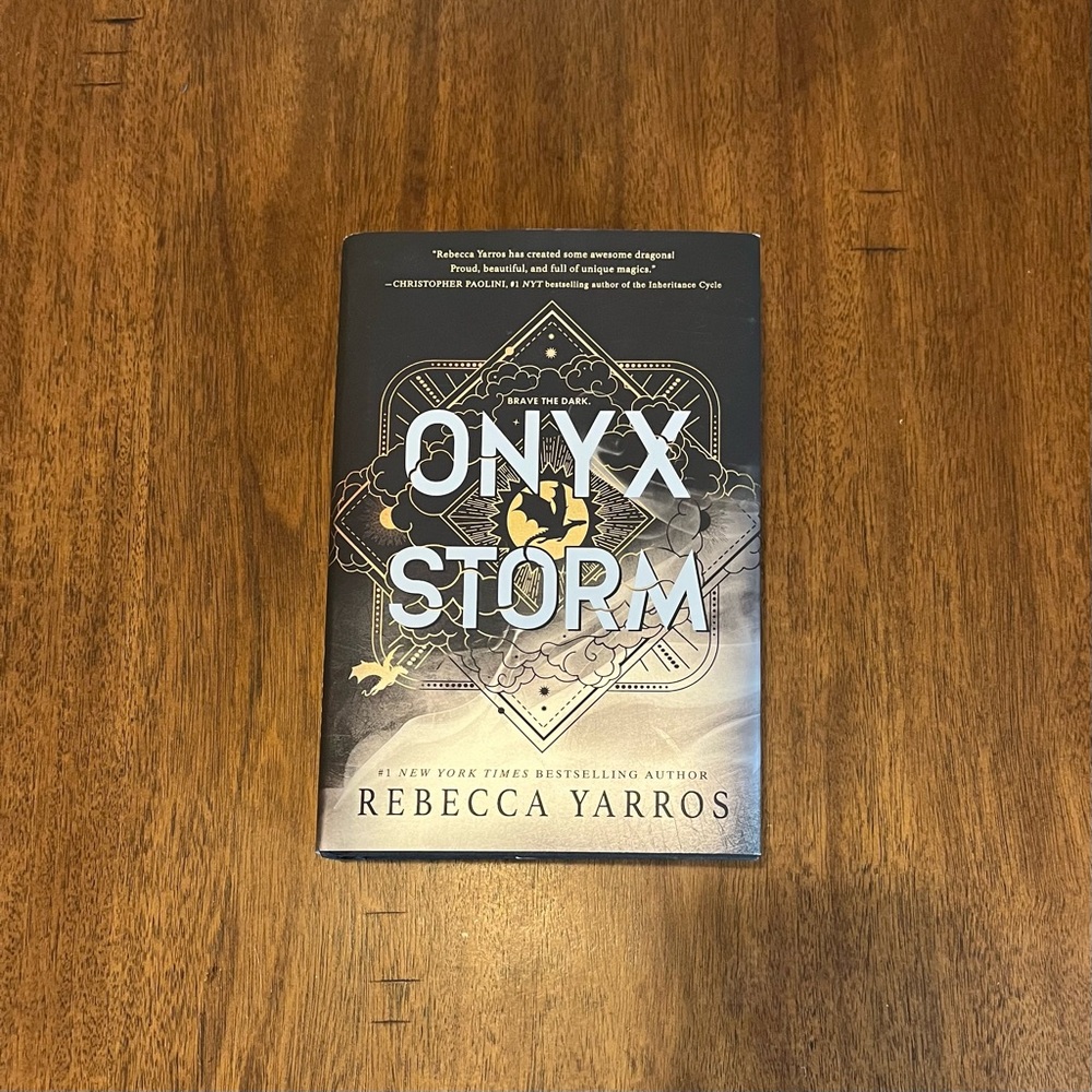 Onyx Storm-Deluxe Edition